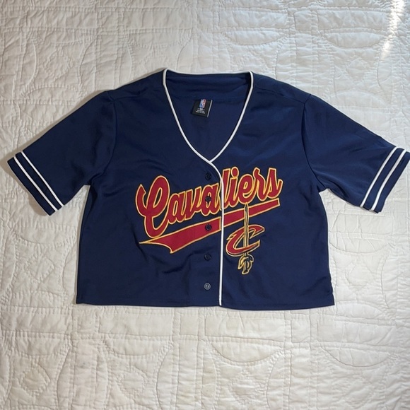 Cleveland Cavaliers M Cropped NBA Jersey Button Front Embroidered #70 Light - Picture 2 of 7